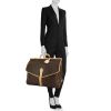 Bolso de fin de semana Louis Vuitton Sac de chasse en lona Monogram cuero natural - Detail D2 thumbnail