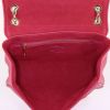 Bolso bandolera Louis Vuitton Saint Germain en cuero monogram huella color frambuesa - Detail D3 thumbnail