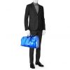 Louis Vuitton  Keepall Editions Limitées travel bag  in blue shading  vinyl  and blue vinyl - Detail D1 thumbnail