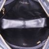 Chanel  Vintage shoulder bag  in black quilted leather - Detail D2 thumbnail