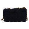 Bolso bandolera Chanel  19 modelo grande  en tejido jersey azul marino - Detail D7 thumbnail